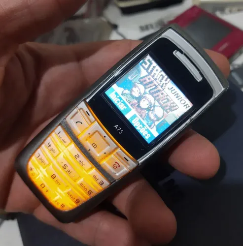 Celular antigo SIEMENS a75 coleção reliquia 2002
