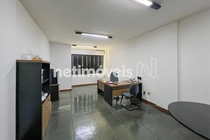 Salas Comerciais para Alugar no Bairro Graça 86m²; | 2 Salas, 2 Banheiros, Elevador e Por