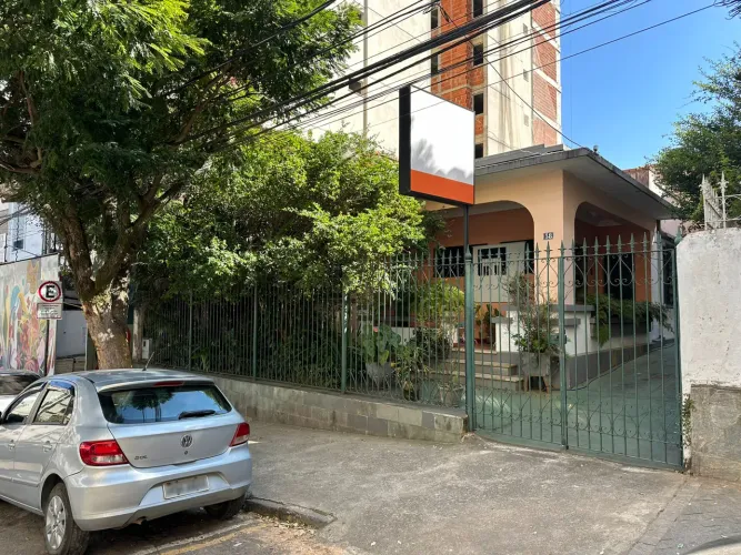 444 m² para construir no Alto dos Passos para venda