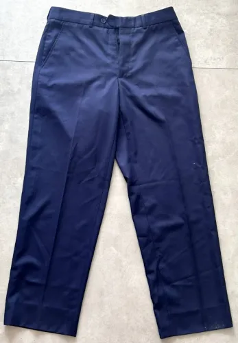 Calça de alfaiataria masculina azul marinho