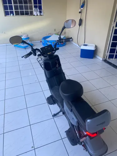 Scooter elétrica