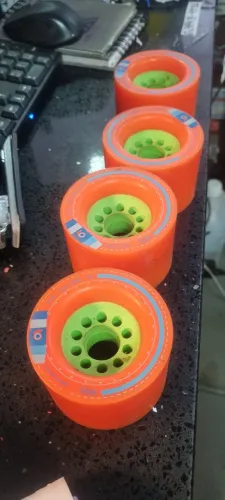 Roda de skate Longboard orangatang 80a Kgel