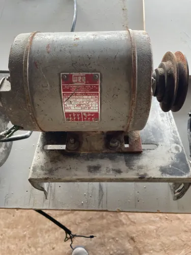 Vende sé motor elétrico