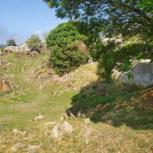 Terreno à Venda no Condomínio Moinho de Vento em Valinhos, no bairro Pinheiro!
