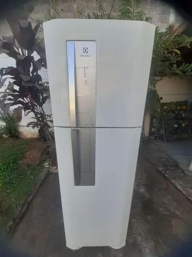 Geladeira Electrolux Frost Free 382 litros