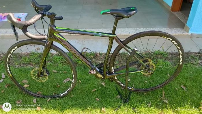 Speed Cannondale CAAD Tam 48 - Ultegra / Mavic - Excelente