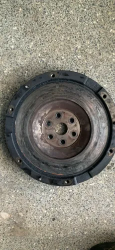 A volante do motor do Ford focus 2.0 vc