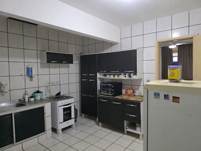 Apartamento (Padrão), com 3 quartos e 2 banheiros à Venda, 100 m² em Ilhéus/BA