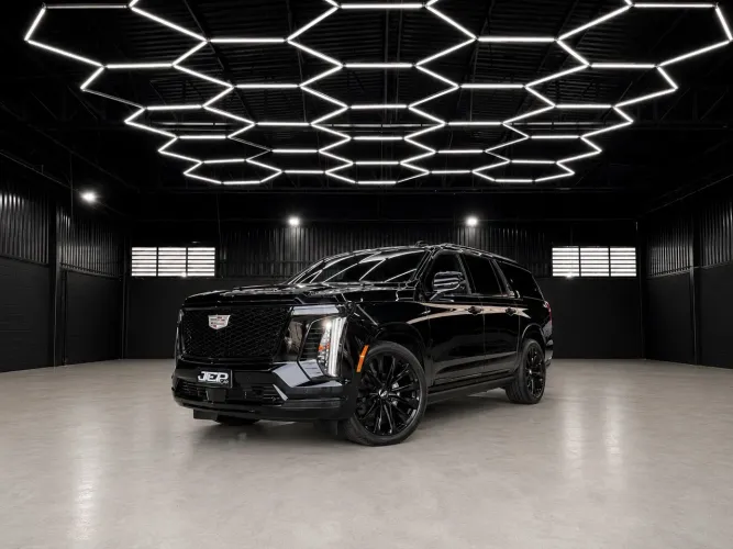 Cadillac Escalade ESV 2026