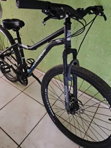 Bicicleta caloi com marcha chimando,$280 reais