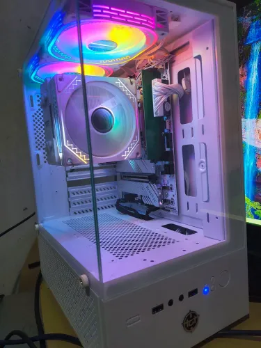 Pc Am5 ryzen 8500g