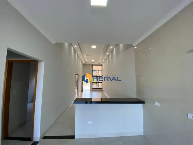 Casa com 3 quartos à venda, 135 m² por R$ 640.000 - Parque Industrial - Maringá/PR
