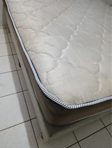 Conjunto Box Queen Semi Novo