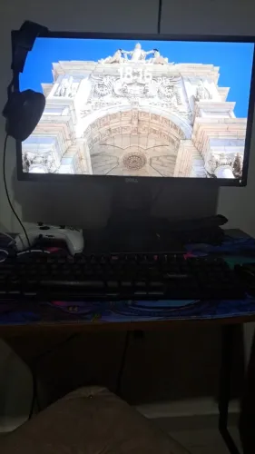 Monitor Dell 24 polegadas