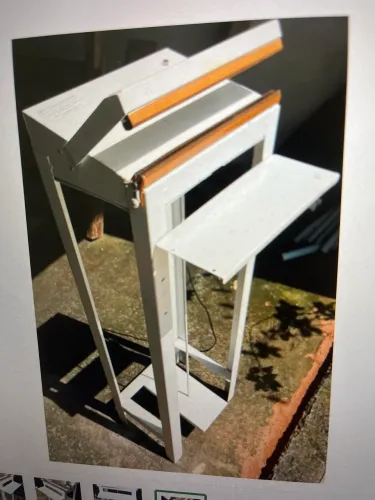 Seladora para selar sacos plásticos
