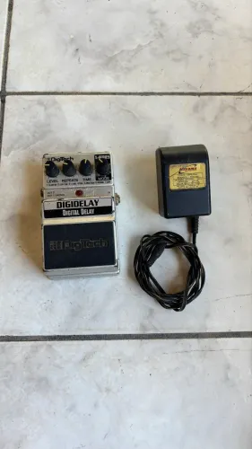 Pedal delay para guitarra