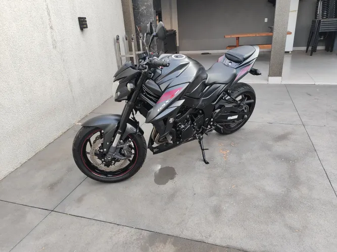 SUZUKI GSX-S750 2020 | 20.800 KM | 2º DONO | R$ 48.900,00