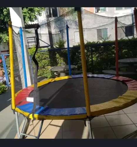 Vendo esse pula pula, com pouco tempo de uso