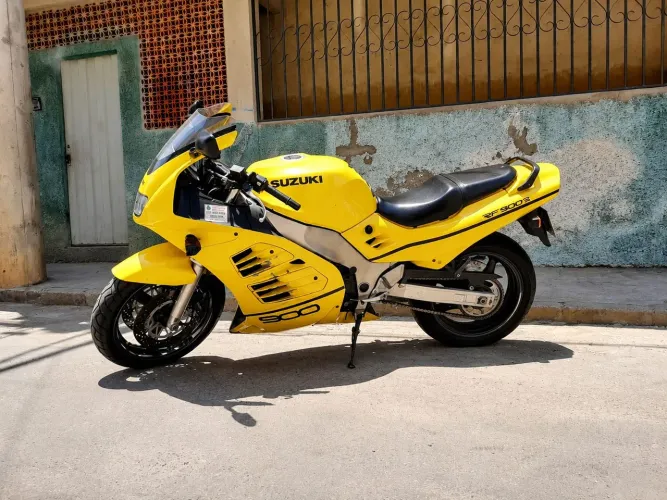 Suzuki RF 900R Pecas