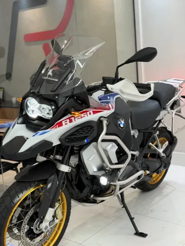BMW GS 1250 Rally Adventure ANO 2023 Km 9.000 R$ 105.990,00