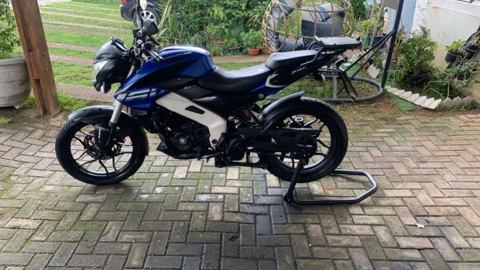 Dominar 160 cc troca citycom