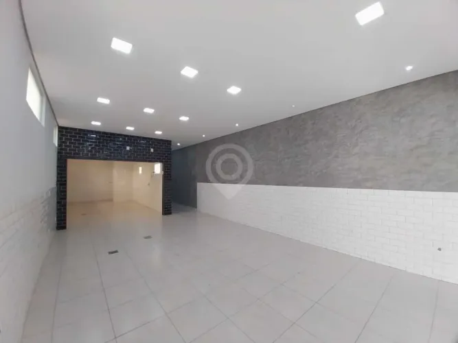 Sala : / Comercial / Centro