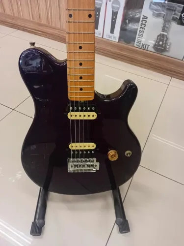 Guitarra memphis mg100