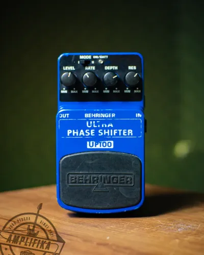 Pedal Behringer Ultra Phase Shifter