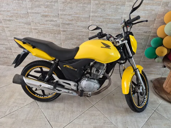 Vendo titan 150 2013