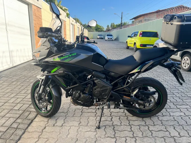Versys 650 std 2025