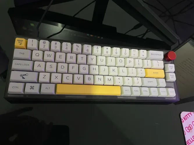 Teclado EPOMAKER TH66 PRO