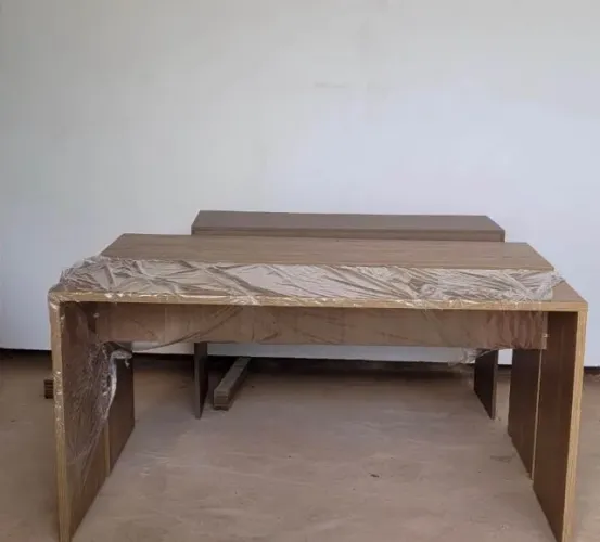 Mesa para escritório com medidas de 1.50X50X75 de fábrica 