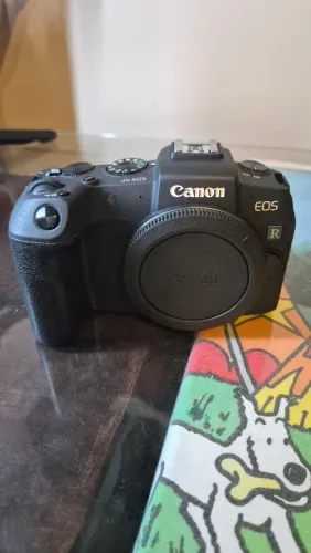 Câmera EOS R + Lentes 
