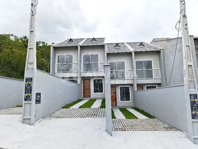 SOBRADO A VENDA NO BAIRRO ITOUPAVA CENTRAL!