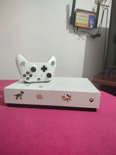 Vendo Xbox one estado perfeito! Troco em outro console!