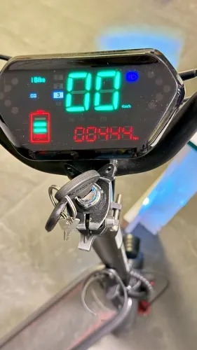 [OPORTUNIDADE] Patinete Elétrico MUV Urban 800W - 444 km - Completo e Dobrável