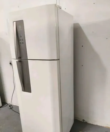 Geladeira Duplex Electrolux Frost free de 400litros