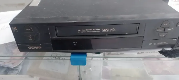 Vídeo cassete Semp Toshiba