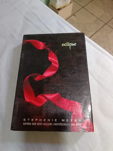 Livros da série crepúsculo 