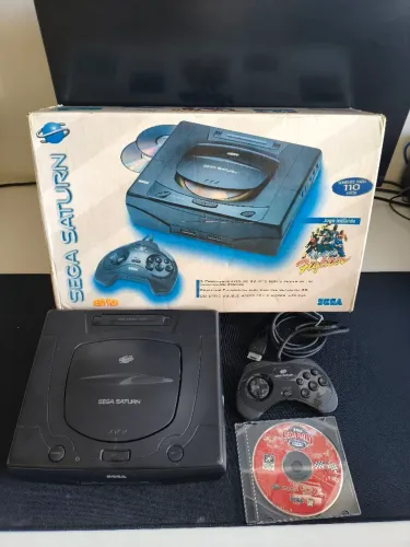 Sega saturn na caixa
