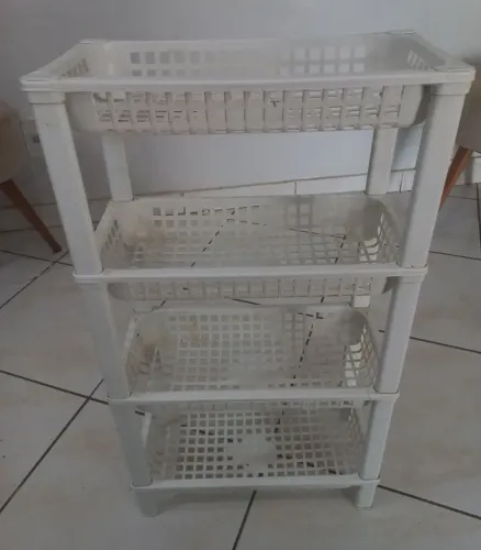 Prateleira de plastico