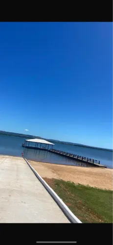 Vendo lote em condomínio fechado para quem assumir dívida de mensalidades 