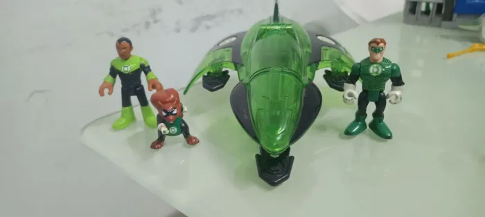 Nave e bonecos lanterna Verde Imaginext