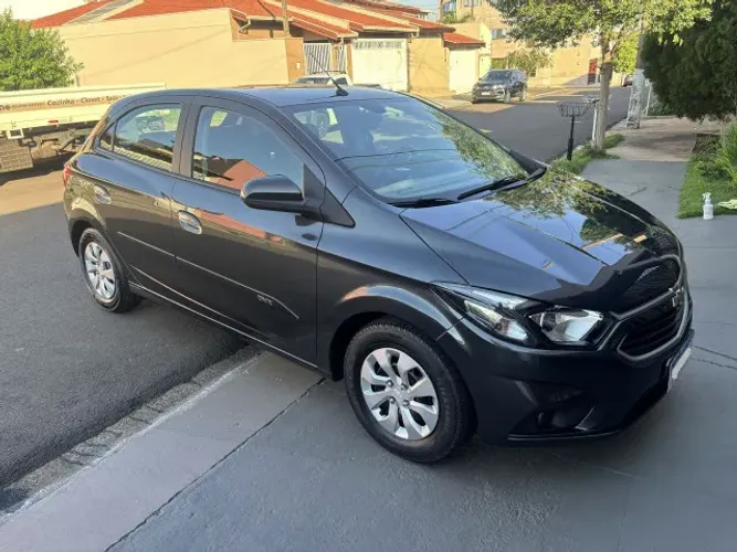 Chevrolet Onix Hatch LT 1.0 8V Flex Mec. 4P 2019