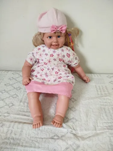 Boneca 60 cm