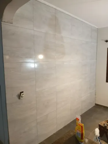 Serviço de revestimento colocação de piso porcelano