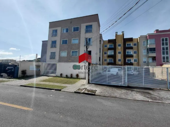 Apartamento semi mobiliado no Afonso Pena para locação