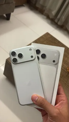 Iphone 17 Pro Max 256GB *leia o anúncio*