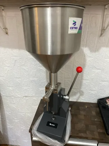 Envasadora Manual para Pastosos Cetro CMFM P-50 T