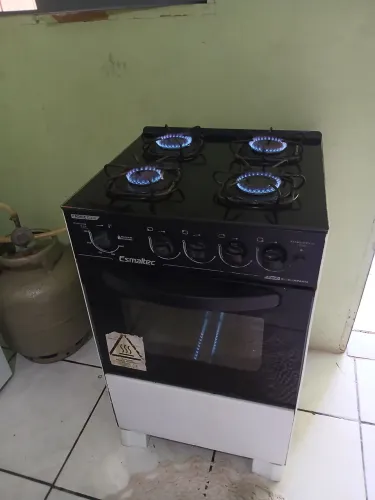 Vendo esse fogão não é eletrico